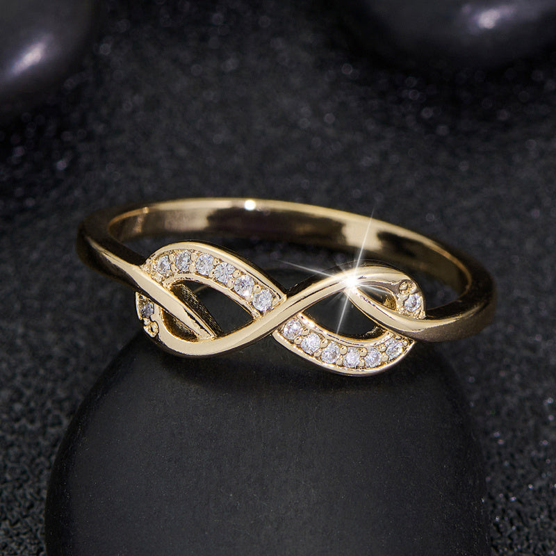 Anillo Infinito Lysette de Cristal | Oro