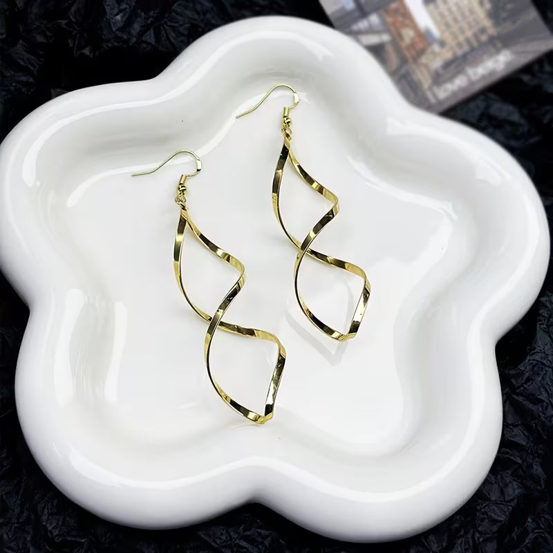 Aretes Espiral Colgantes | Oro