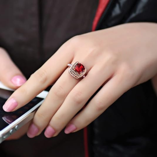 Anillo Llamativo de Rubí con Halo | Oro rosa