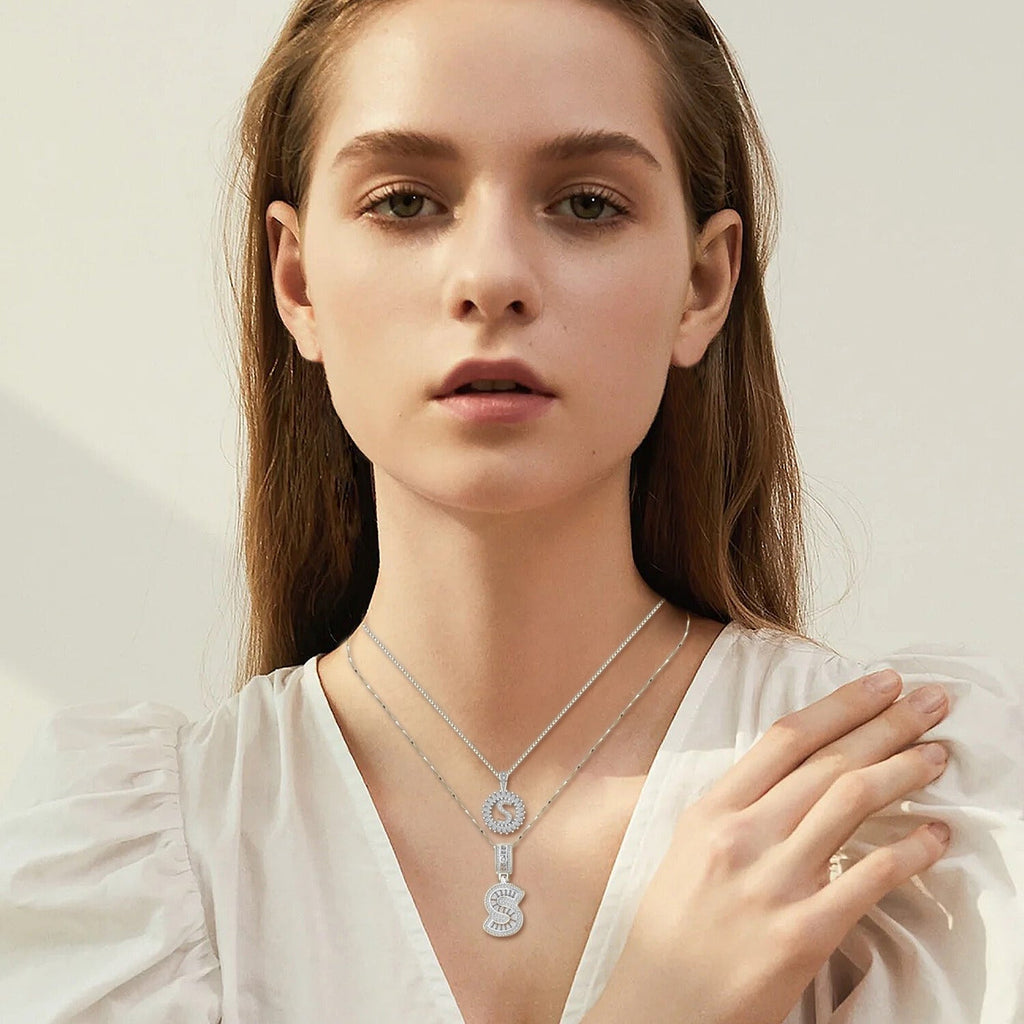 Juego de Collar con Inicial Pavé | Oro blanco