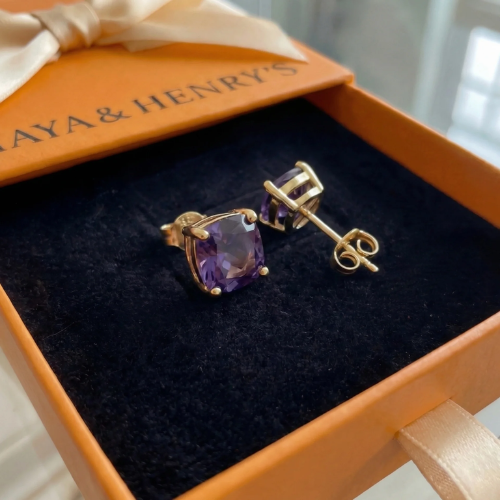 Aretes de Botón Amatista Cuadrados | Oro