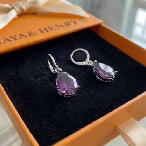 Aretes de Amatista Gota en Oro Blanco