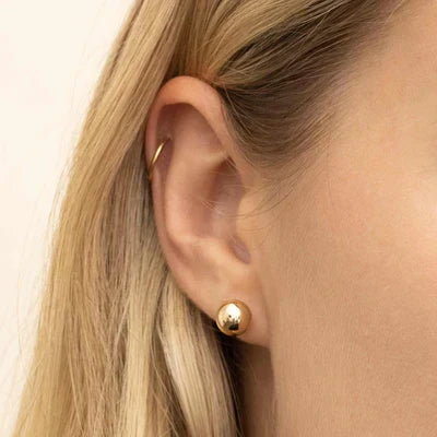 Aretes de botón Have a Ball | Oro