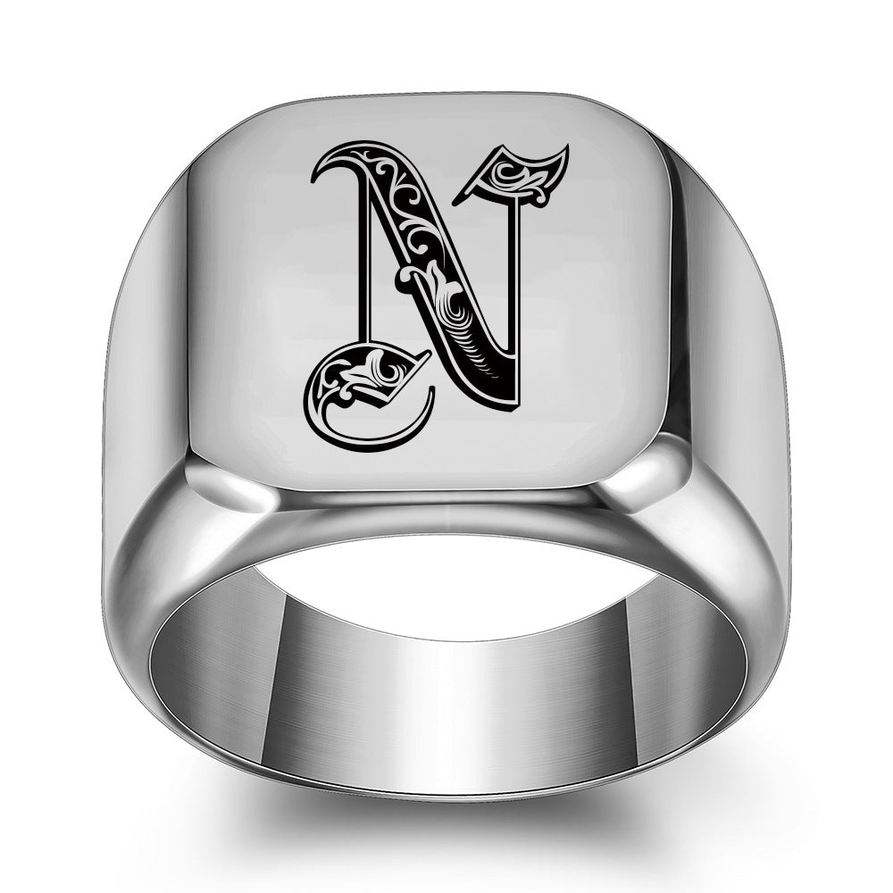 Anillo con Inicial Clásico Noble | Oro blanco