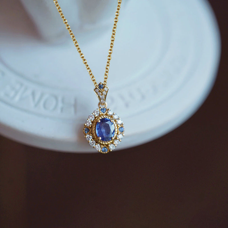 Collar con dije Celeste Royale | Oro