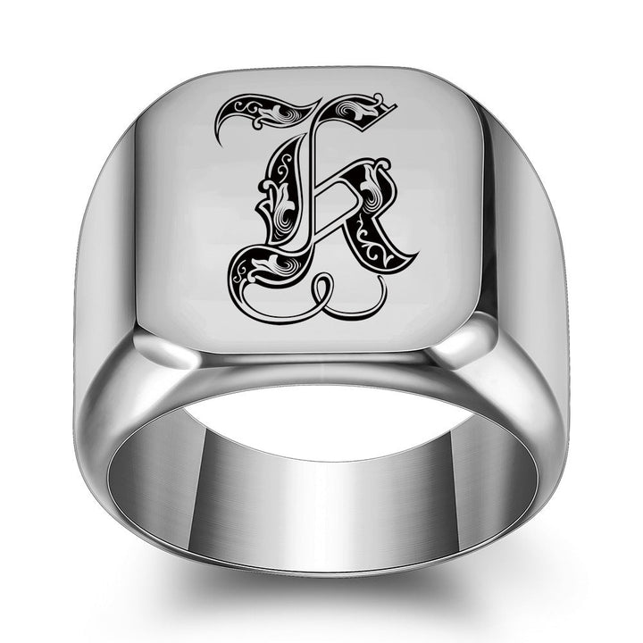 Anillo con Inicial Clásico Noble | Oro blanco