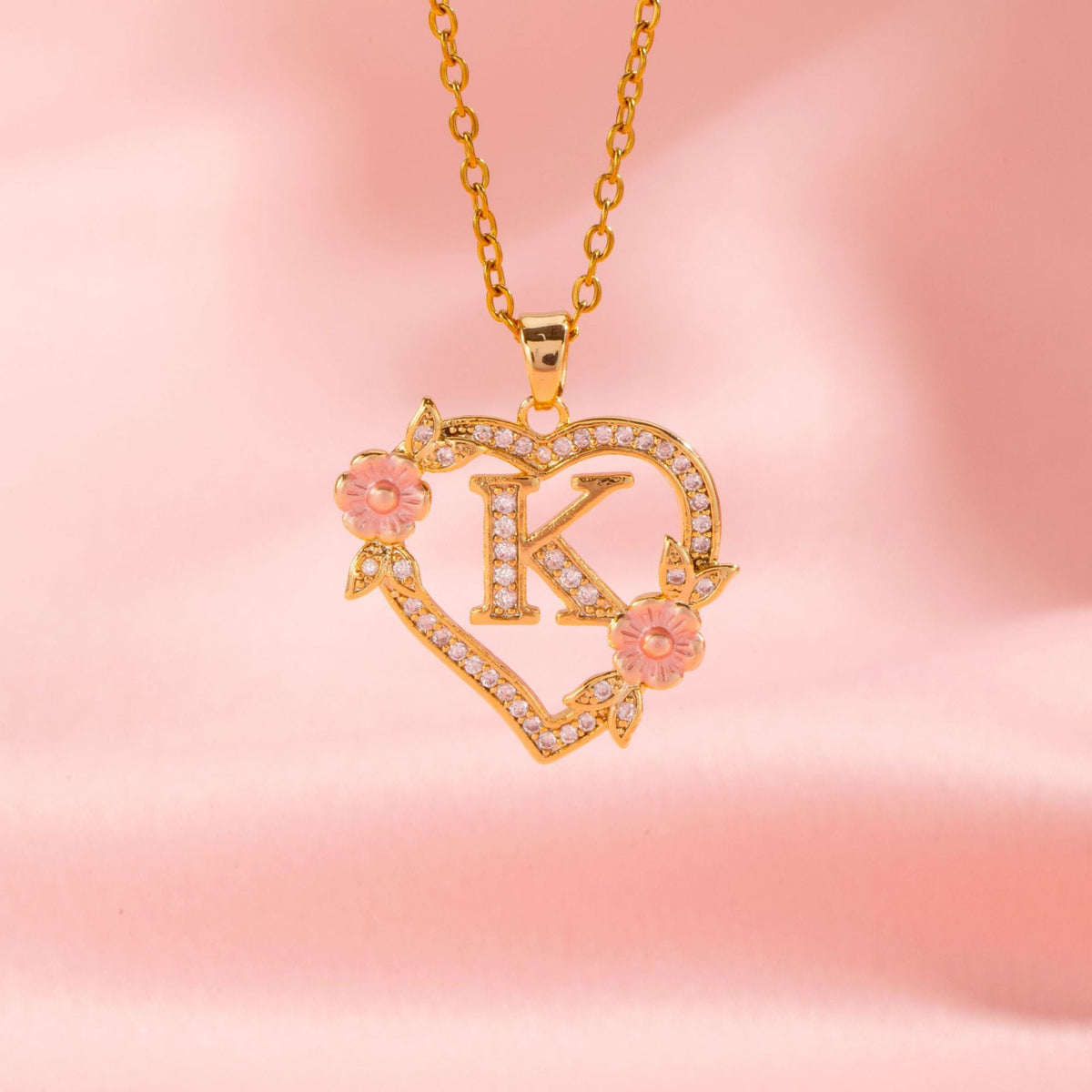 Collar con Inicial Floral | Oro