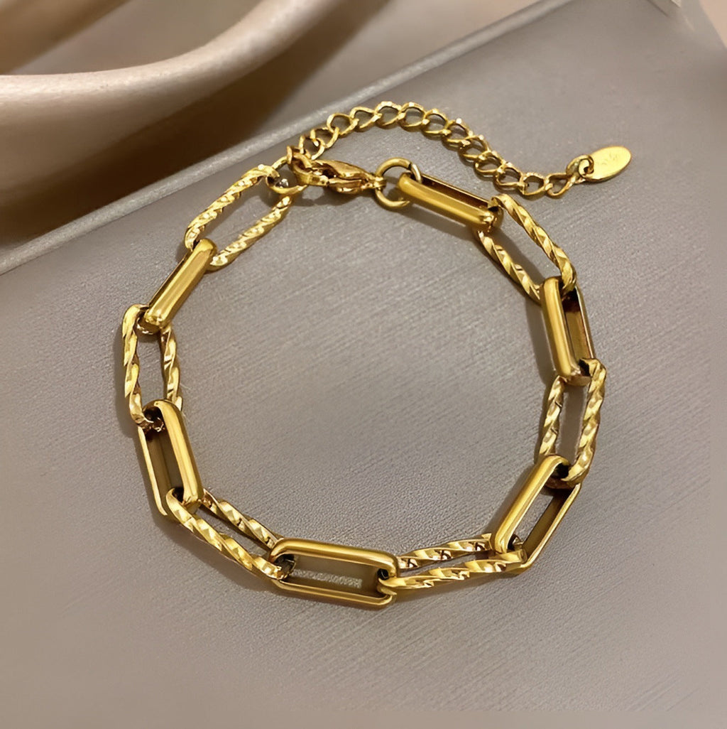 Pulsera Eslabones Gruesos Lorielle | Oro