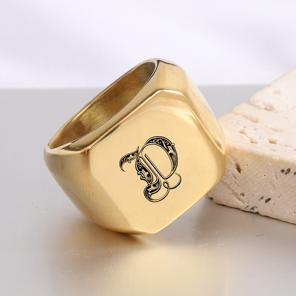 Anillo con Inicial Clásico Noble | Oro