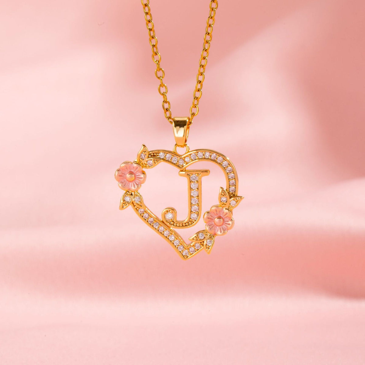 Collar con Inicial Floral | Oro
