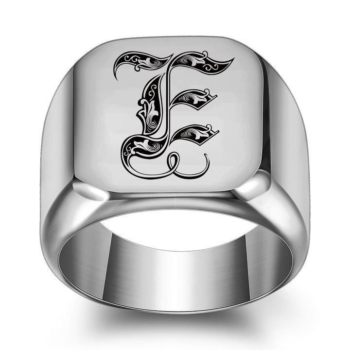 Anillo con Inicial Clásico Noble | Oro blanco