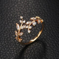 Anillo Elegante Enredadera en Oro