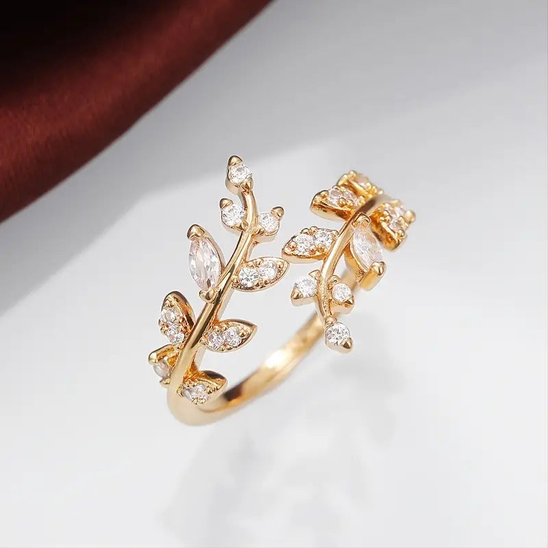 Anillo Elegante Enredadera en Oro