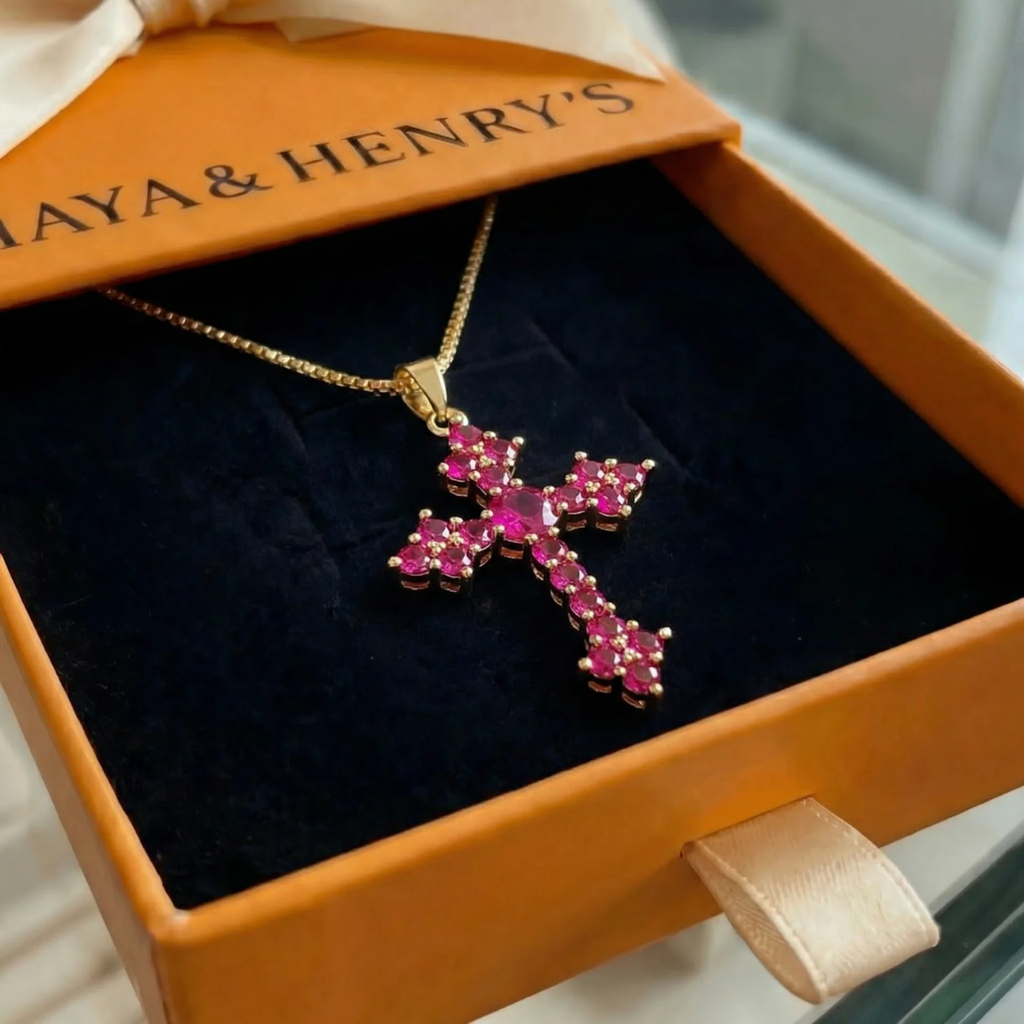 Collar con Dije Cruz Rosa Clúster | Oro