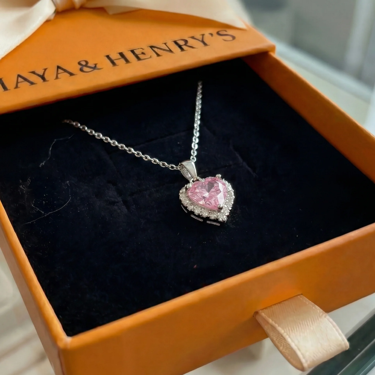 Collar Corazón Rosa Radiante | Oro blanco