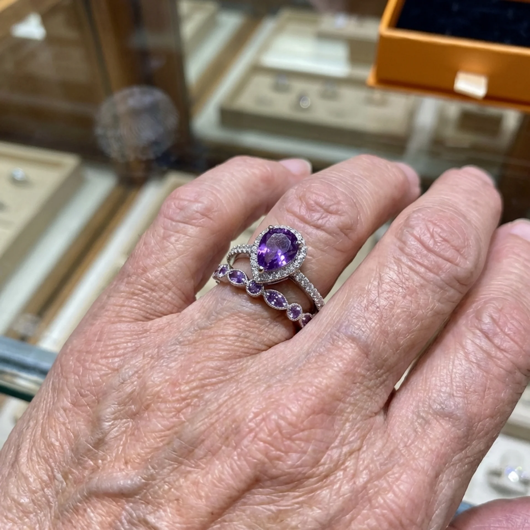 Juego de Anillos Amatista Gota de Agua | Oro blanco