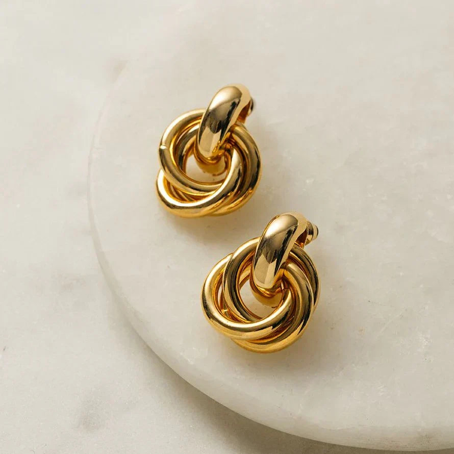 Aretes Llamativos Entrelazados | Oro