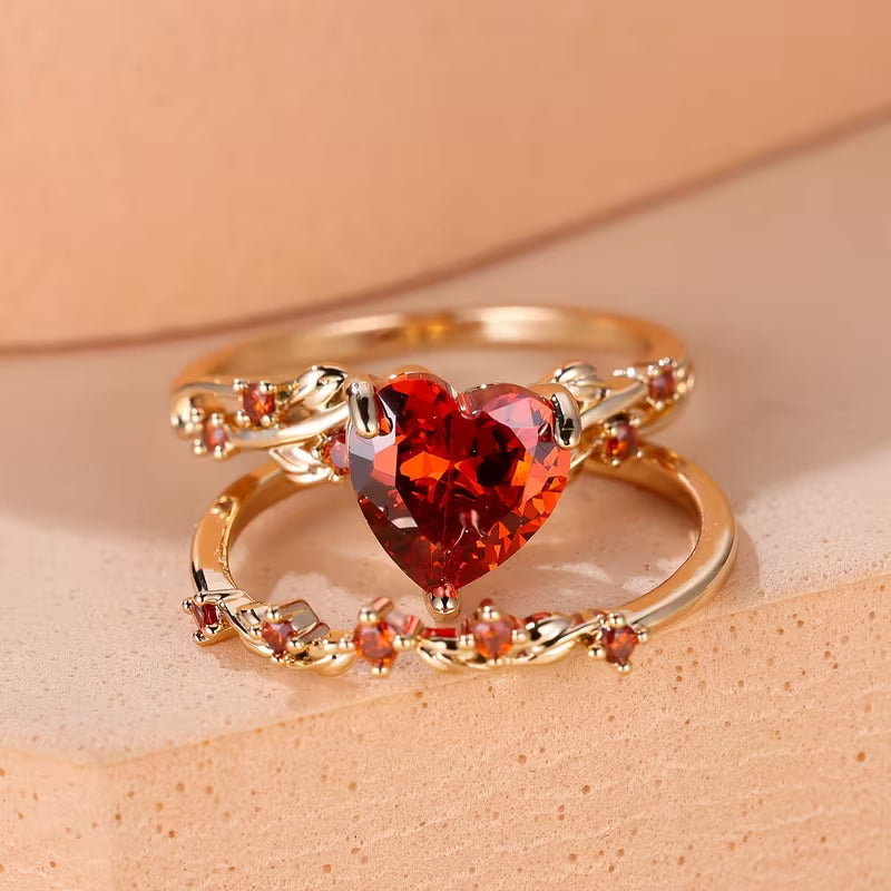 Juego de Anillos Redvine con Acento de Corazón | Oro