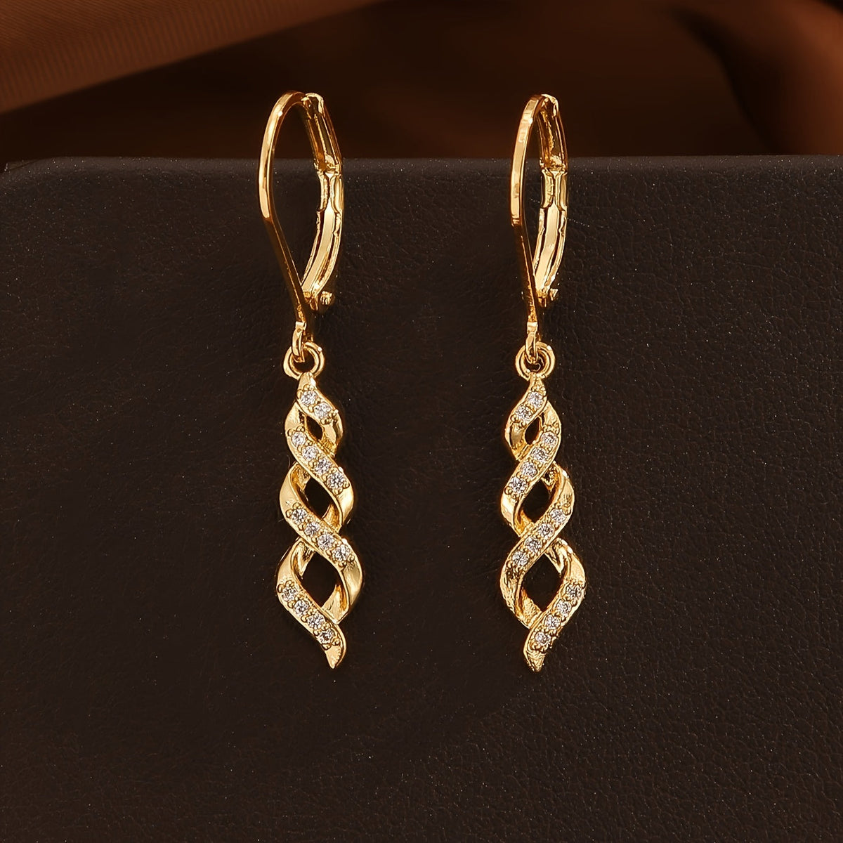 Aretes Ava Retorcidos Brillantes | Oro