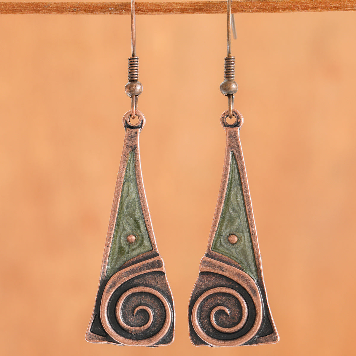 Aretes Remolino Tribal de Cobre