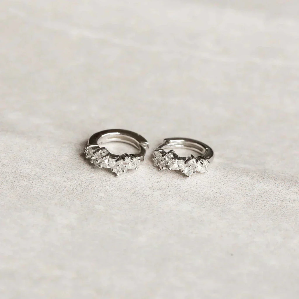 Aretes de Racimo de Cristal | Oro blanco