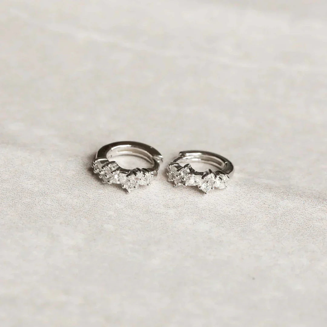 Aretes de Racimo de Cristal | Oro blanco