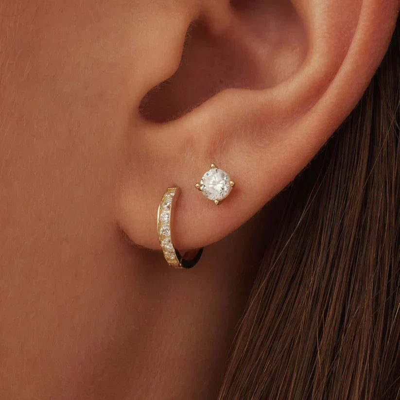 Juego de Aretes Dara Brillane con Piedras | Oro