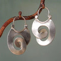Aretes Forma Irregular Antigua | Oro blanco