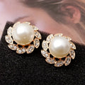 Aretes de Perla y Hojas Brillantes | Oro